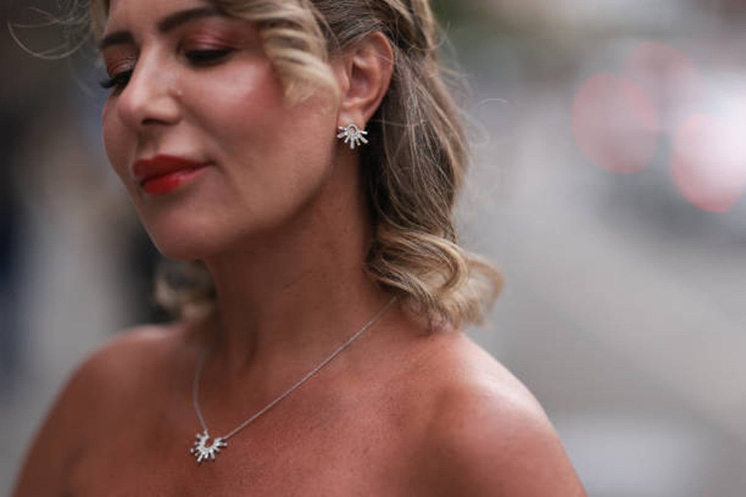 How to Style a Moissanite Necklace with Bridal and Everyday Outfits