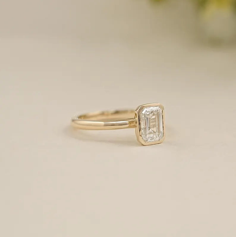 Emerald Bezel Solitaire Ring