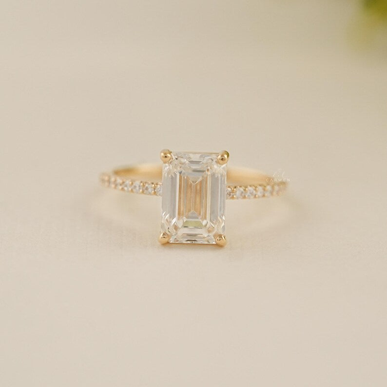 Emerald Solitaire Ring