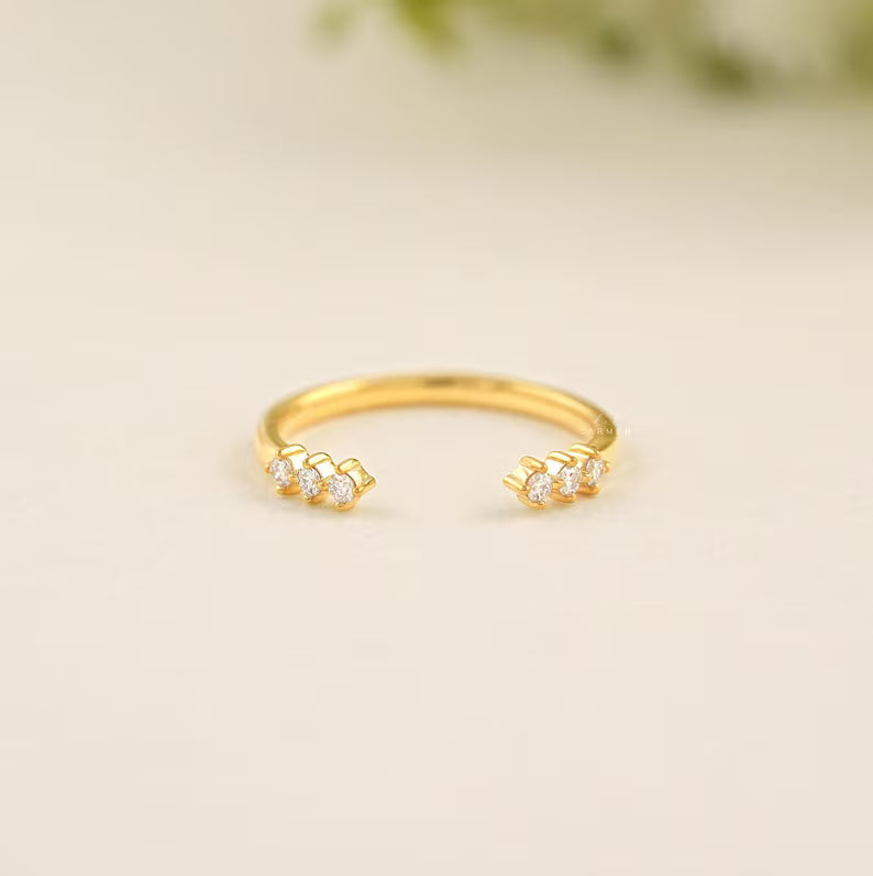 Round Diamond Cuff Band