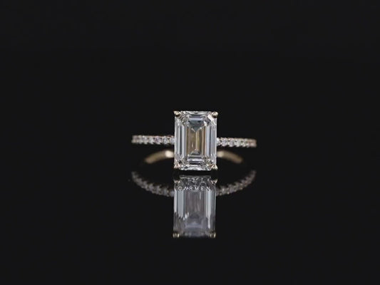 Emerald Solitaire Ring