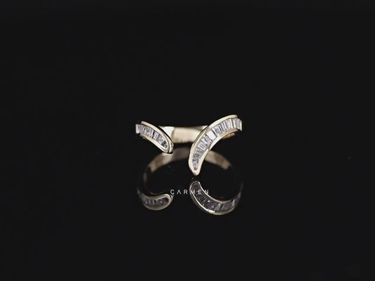 Tapered Baguette Curve Band